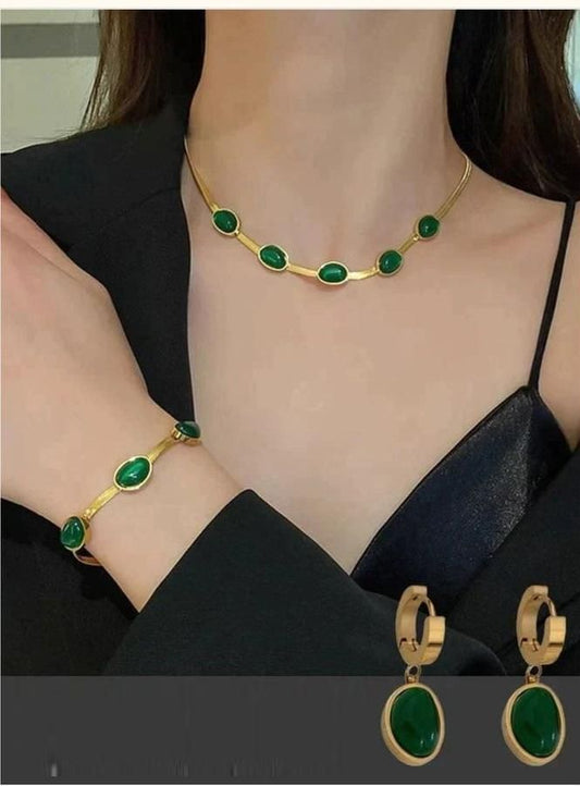 Oval Green Crystal Pendant Necklace Set With Bracelet - KDY Mart